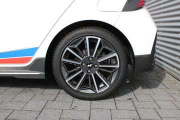 Voertuigafbeelding 13