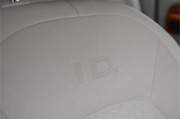 Voertuigafbeelding 2