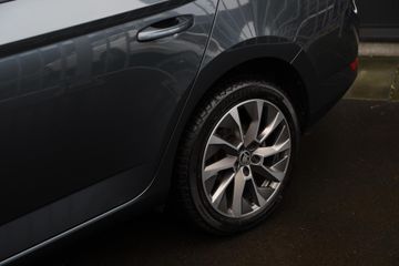 Voertuigafbeelding 19