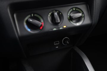 Voertuigafbeelding 25