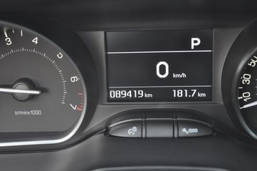 Voertuigafbeelding 13