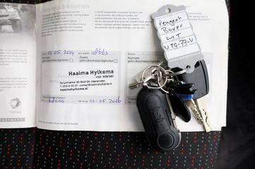 Voertuigafbeelding 6