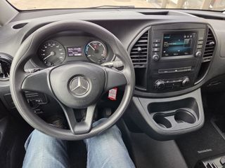 Voertuigafbeelding 13