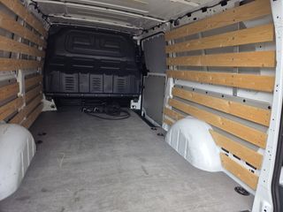 Voertuigafbeelding 8