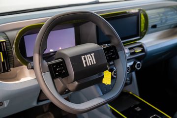 Voertuigafbeelding 12