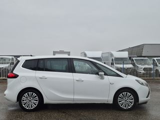 Voertuigafbeelding 7