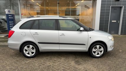 Voertuigafbeelding 5