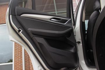 Voertuigafbeelding 36