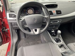 Voertuigafbeelding 3