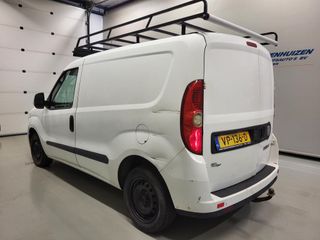 Voertuigafbeelding 12