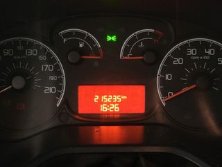 Voertuigafbeelding 8