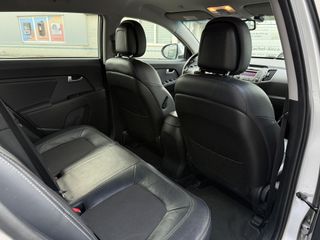 Voertuigafbeelding 13