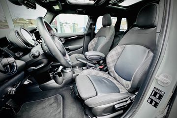 Voertuigafbeelding 14