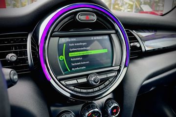 Voertuigafbeelding 24