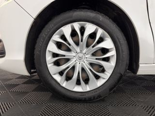 Voertuigafbeelding 18