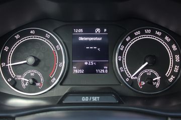 Voertuigafbeelding 8