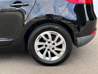 Voertuigafbeelding 24