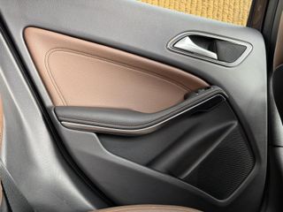 Voertuigafbeelding 38