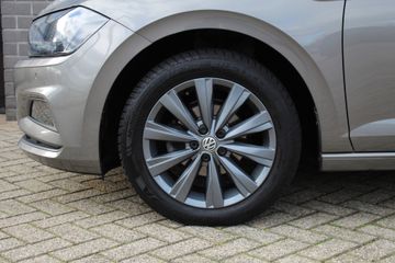 Voertuigafbeelding 23