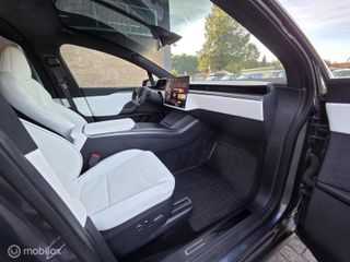 Voertuigafbeelding 24