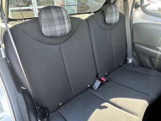 Voertuigafbeelding 2