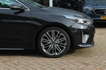 Voertuigafbeelding 13