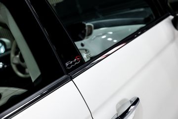 Voertuigafbeelding 18