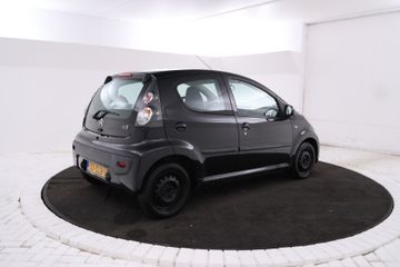 Voertuigafbeelding 2