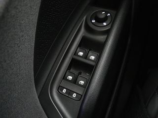 Voertuigafbeelding 38