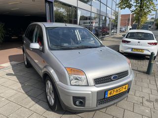 Voertuigafbeelding 2