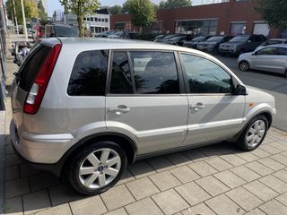 Voertuigafbeelding 7