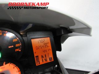 Voertuigafbeelding 6