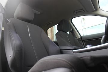 Voertuigafbeelding 15