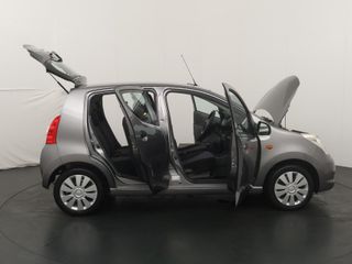 Voertuigafbeelding 21