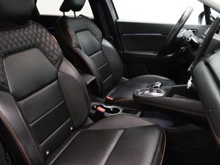 Voertuigafbeelding 33