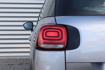 Voertuigafbeelding 9