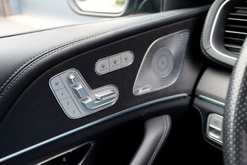 Voertuigafbeelding 30