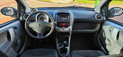 Voertuigafbeelding 1