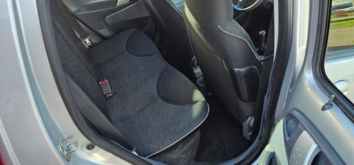 Voertuigafbeelding 21