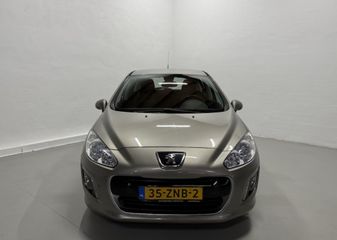 Voertuigafbeelding 8