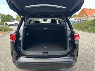 Voertuigafbeelding 12