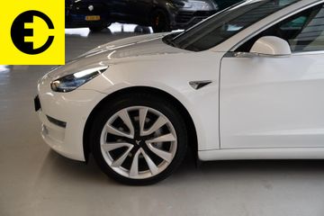 Voertuigafbeelding 17