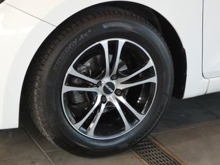 Voertuigafbeelding 11