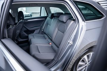 Voertuigafbeelding 8