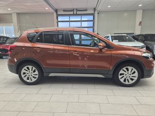 Voertuigafbeelding 8