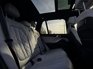 Voertuigafbeelding 38