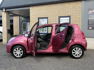 Voertuigafbeelding 9