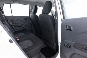 Voertuigafbeelding 6