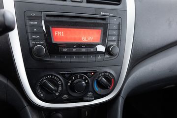 Voertuigafbeelding 9