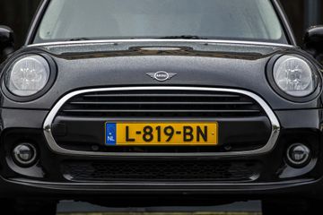 Voertuigafbeelding 2